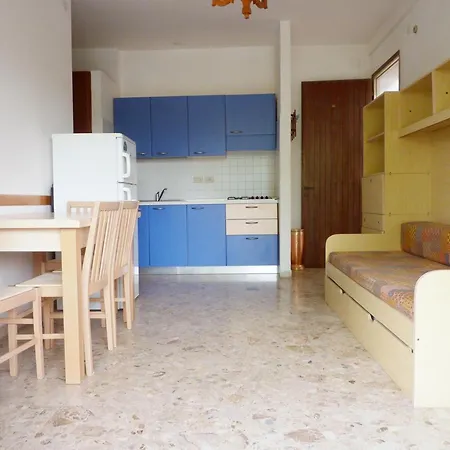 Apartament Edelweiss - *